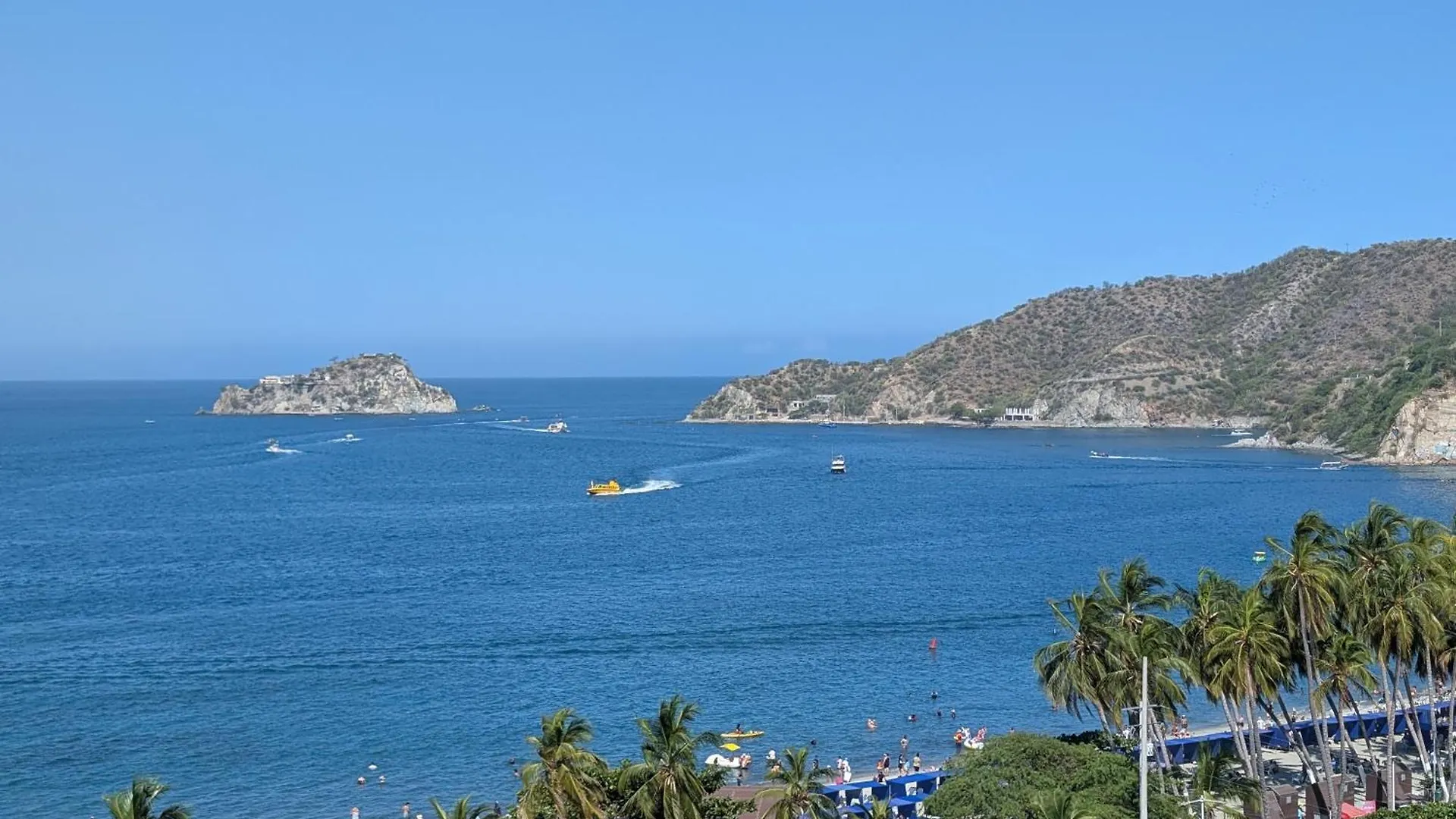 Apartment Edificio Macondo En El Rodadero Con Vista Al Mar, No Se Paga Manilla Gaira