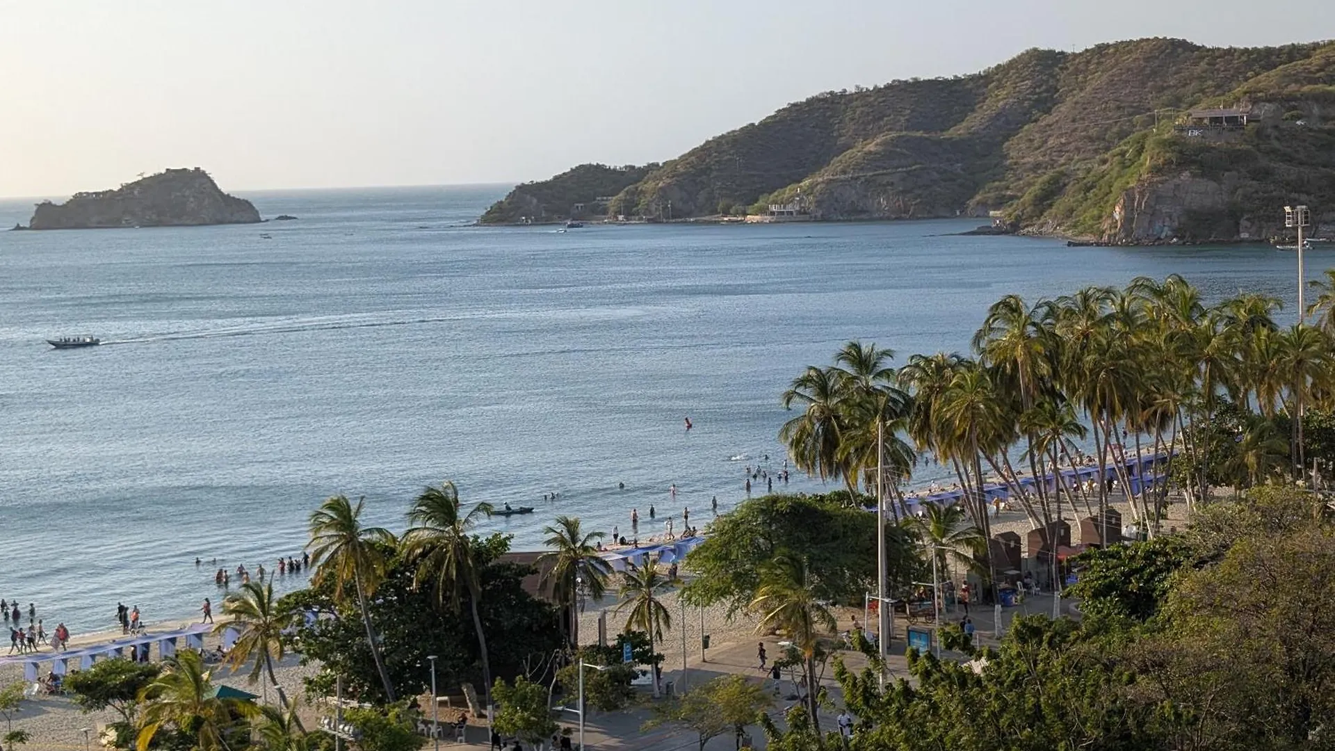 Edificio Macondo En El Rodadero Con Vista Al Mar, No Se Paga Manilla Gaira Apartment