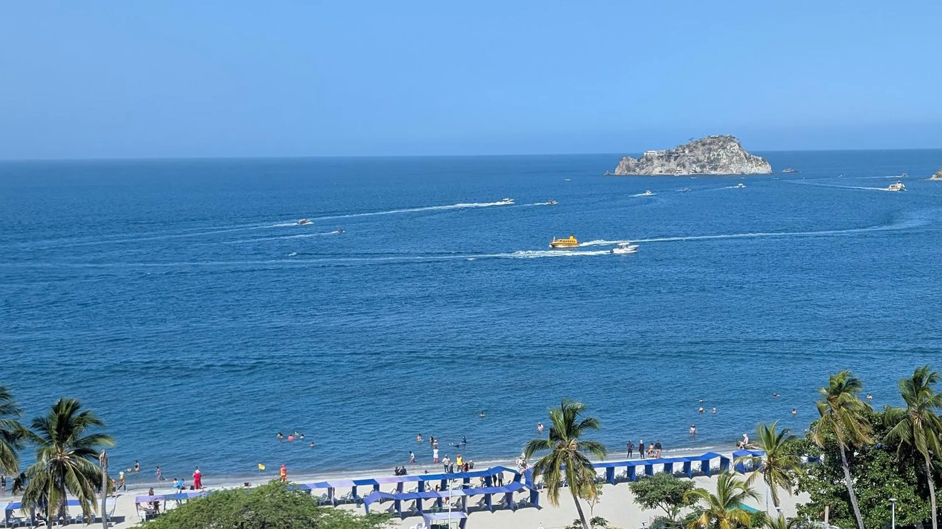 Edificio Macondo En El Rodadero Con Vista Al Mar, No Se Paga Manilla Gaira
